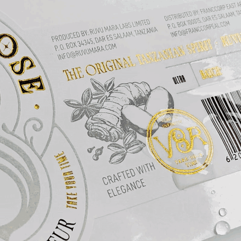Ice bucket paper waterproof demo: condensation beads cover the label surface yet texture and foil stay crisp